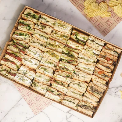 Vegetarian & Vegan Sharing Platter Large (feeds 24-28)