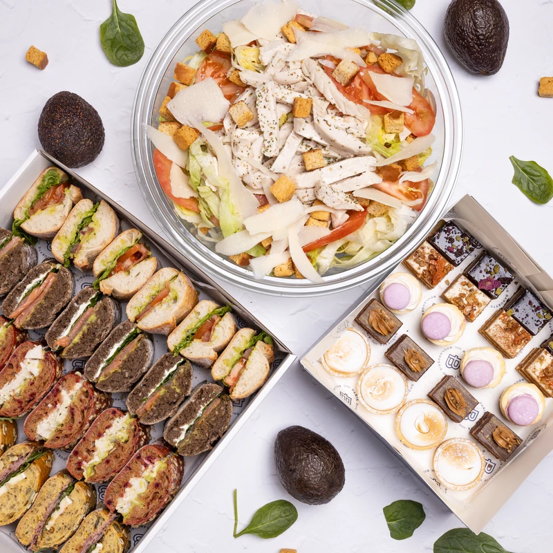 Deluxe Lunch for 10