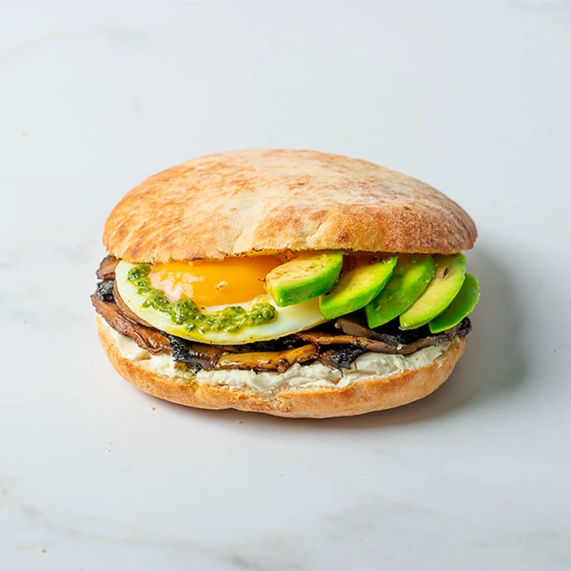 Pesto, Mushroom & Avo Egg Puccia (V)