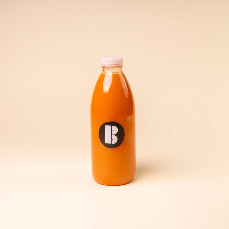 Fresh Carrot Juice (1L - Serves 4 people)