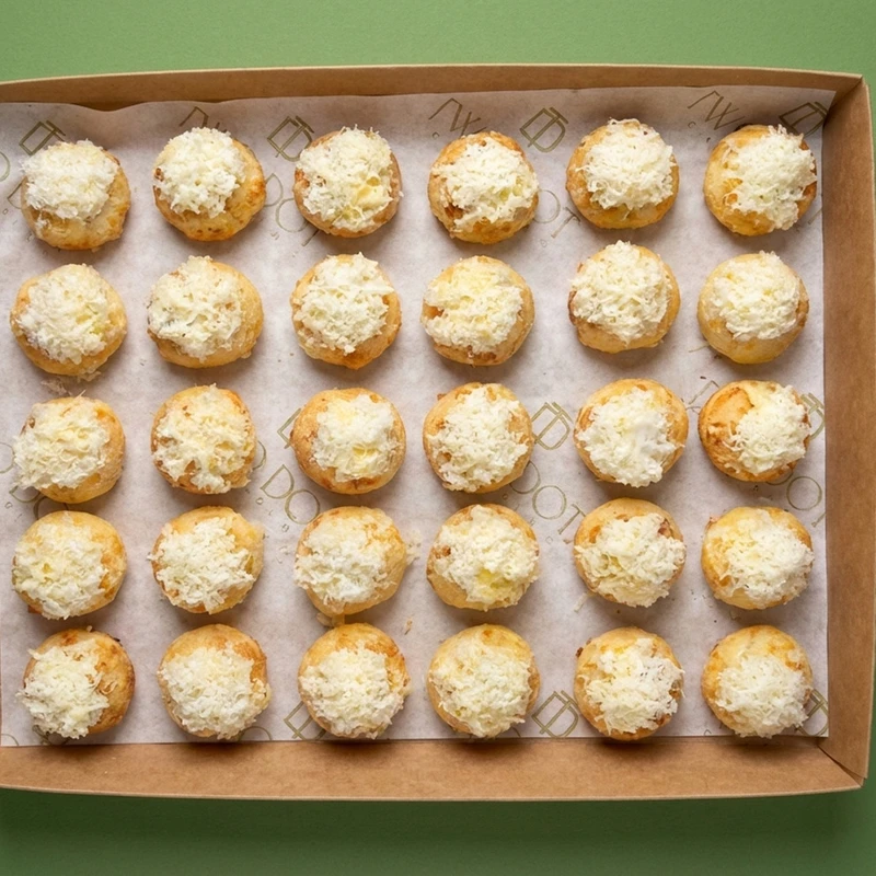 Brazilian cheese bread & truffle cream