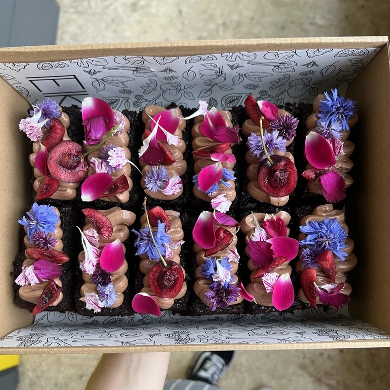 No Gluten Double Chocolate Little Cakes