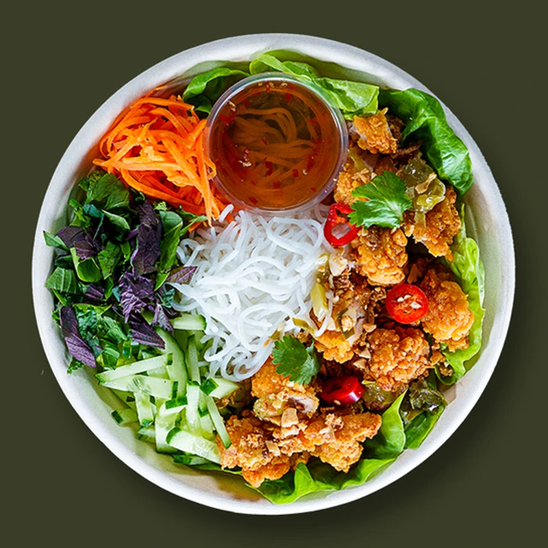 Crispy Chicken Noodle salad (non customised)