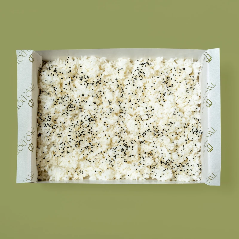 Sticky sesame rice